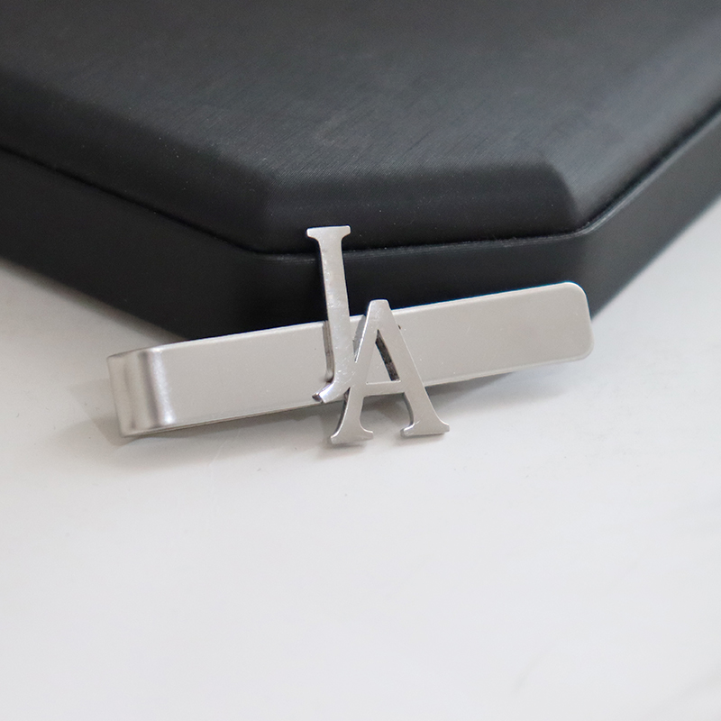 Bricolage lettre nom modèle 4. - Tie Clip Silver avis et prix